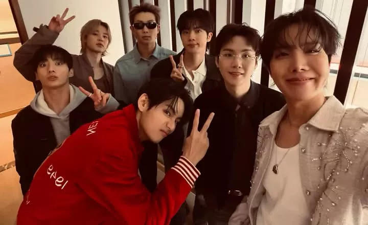 Behind-the-scenes cut of BTS