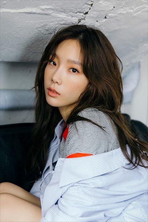 Foto aktivitas terbaru Taeyeon (Girls' Generation)
