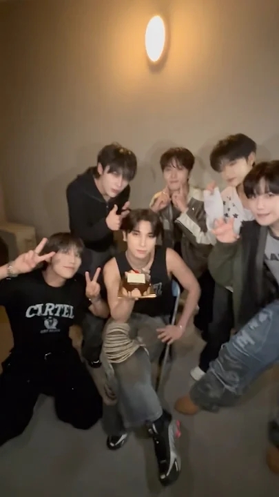 Recent activity shot of Hangyul (POLARIX)