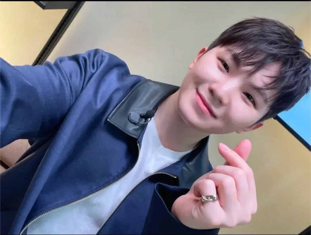 Recent activity shot of Woozi (SEVENTEEN)