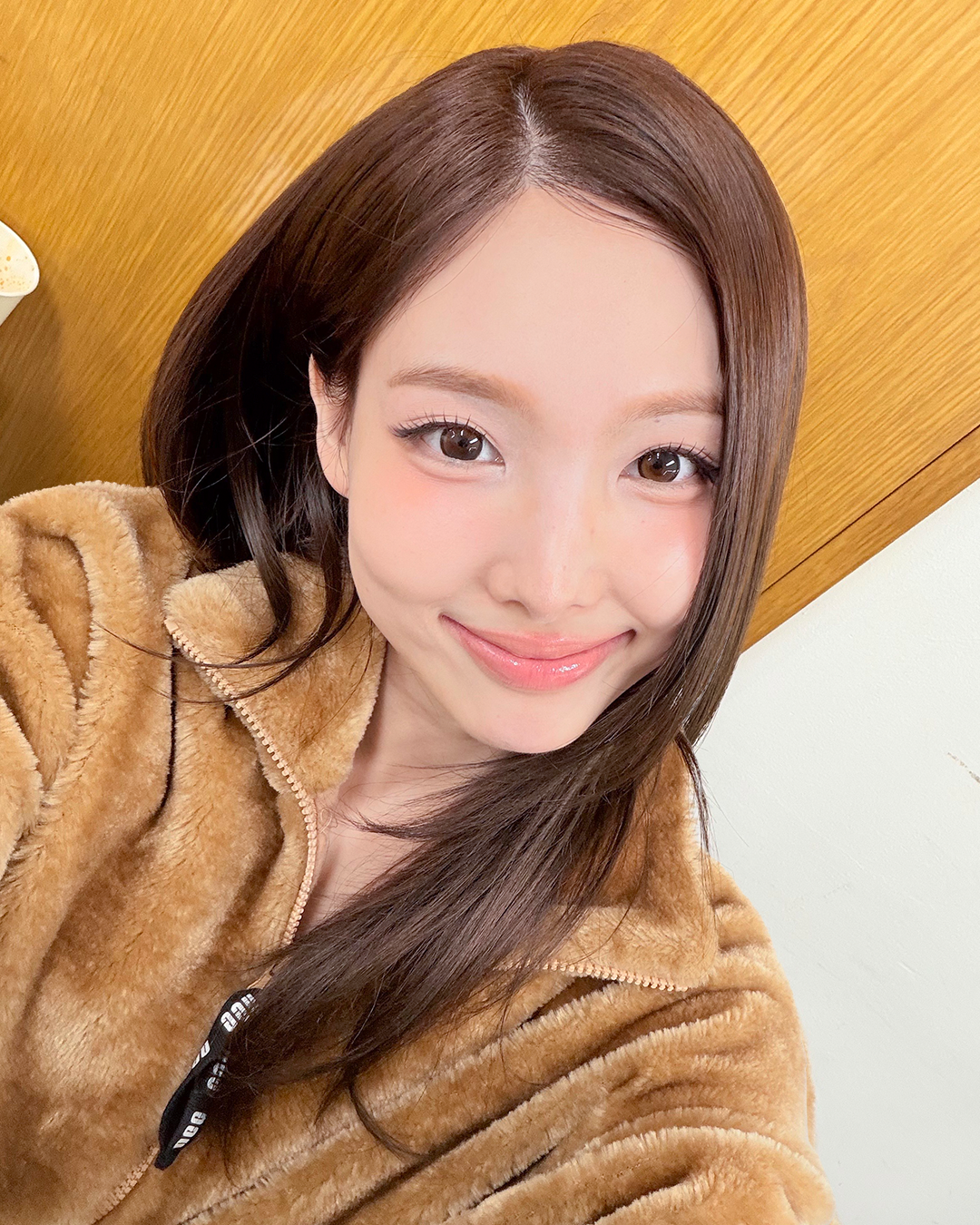 Behind-the-scenes cut of Nayeon (TWICE)