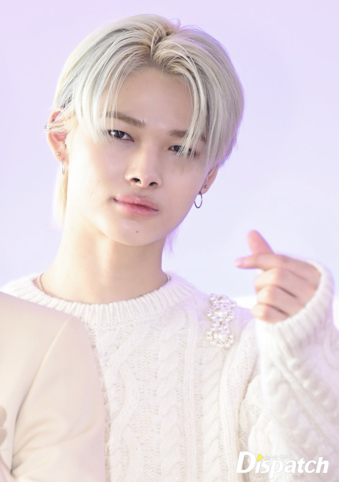 Foto aktivitas terbaru NI-KI (ENHYPEN)