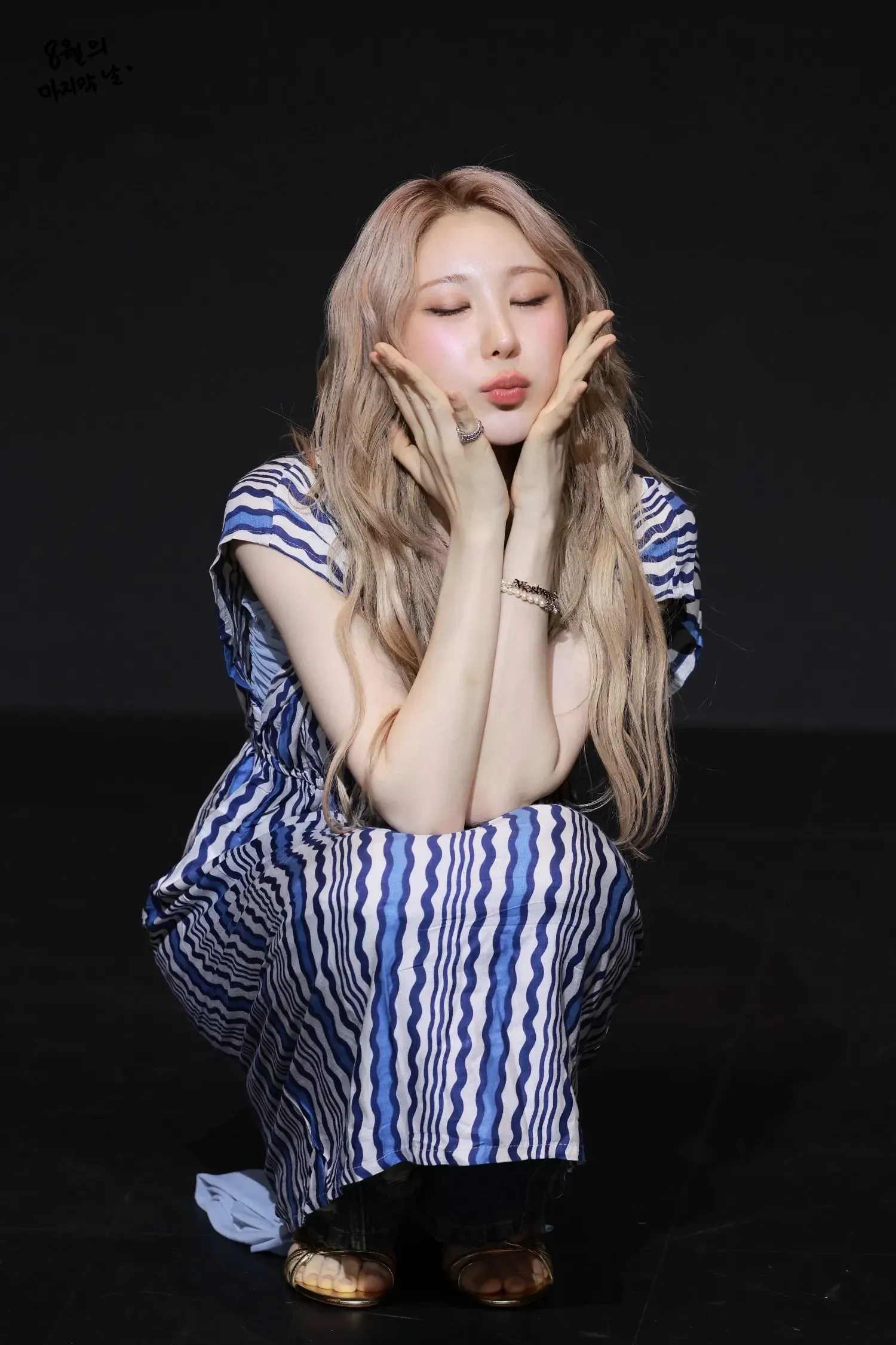 최애돌 커뮤니티 인기 폭발 포스트