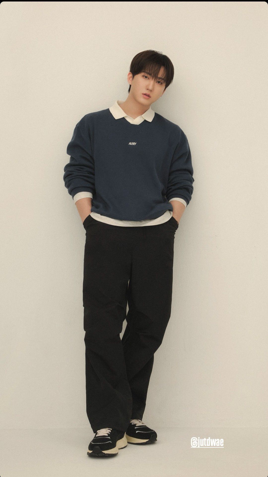 Latest photo of Changbin (Stray Kids)