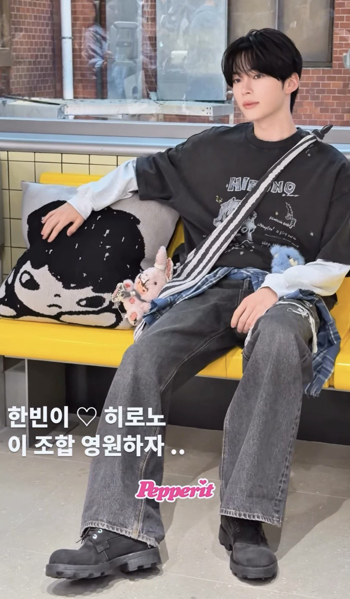 The most beloved wallpaper among Sung Hanbin (ZEROBASEONE)'s fans