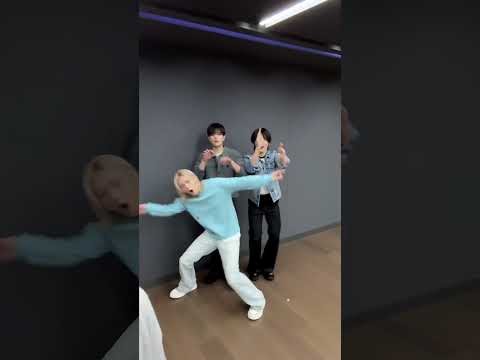 Latest photo of Stray Kids