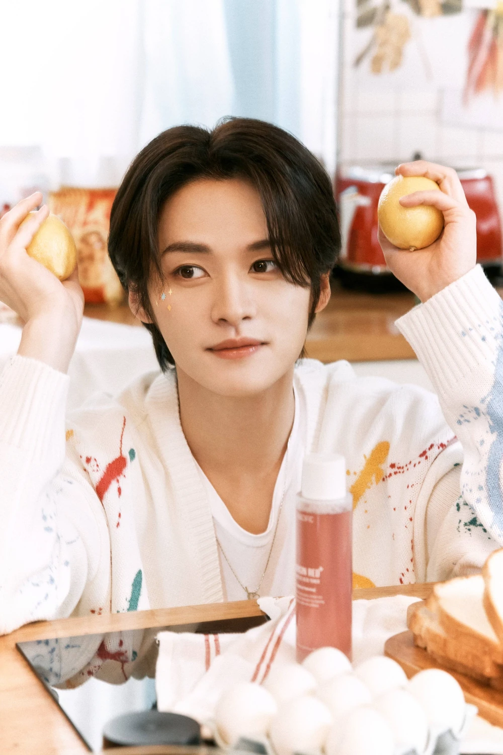 Recent activity shot of Lee Know (Stray Kids)