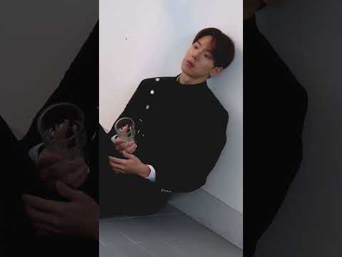 Behind-the-scenes cut of Shownu (MONSTA X)