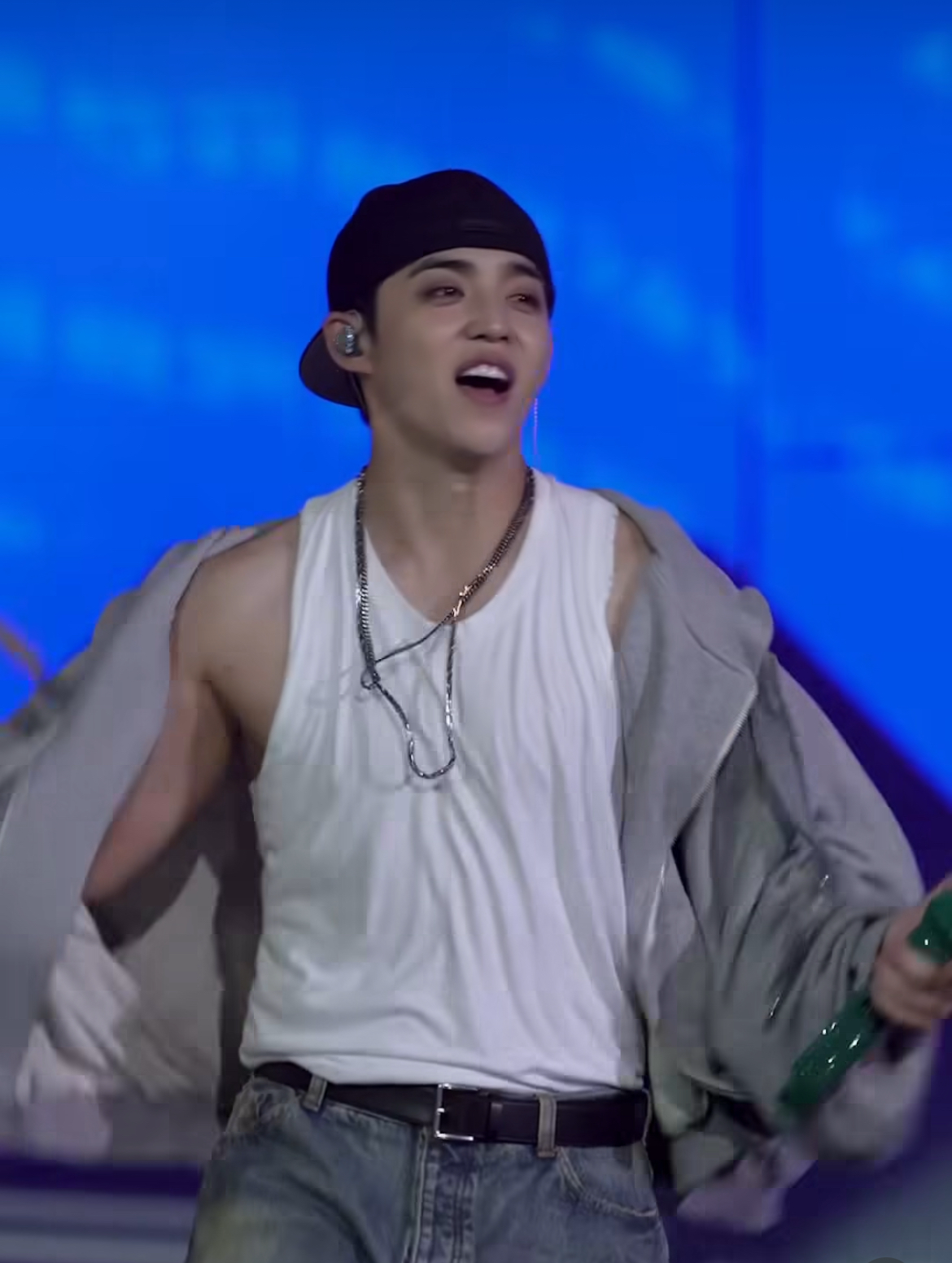 A moment captured by S.Coups (SEVENTEEN)'s fan