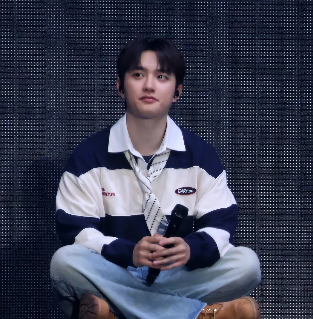 Foto aktivitas terbaru D.O. (EXO)