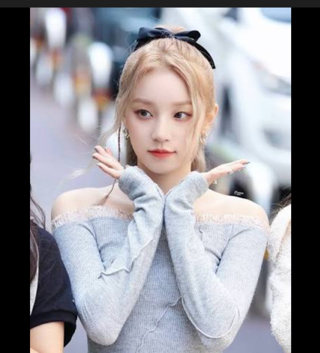 Recent activity shot of Yuqi (i-dle)