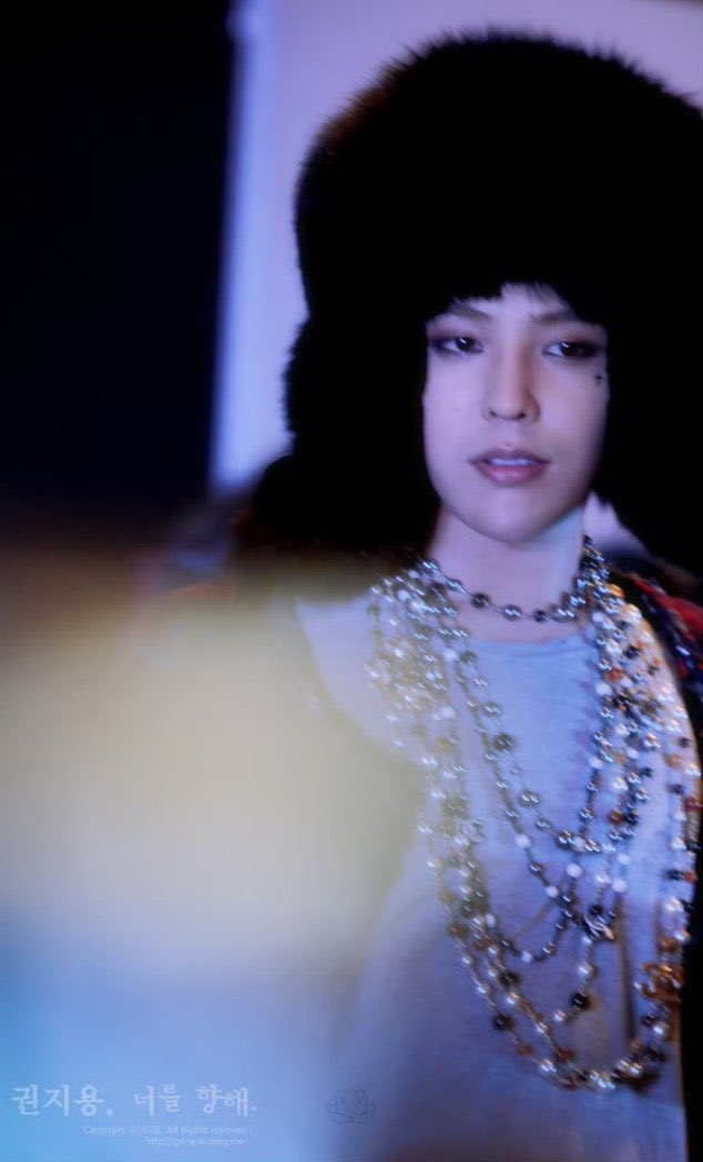 Recent activity shot of G-DRAGON (BIGBANG)