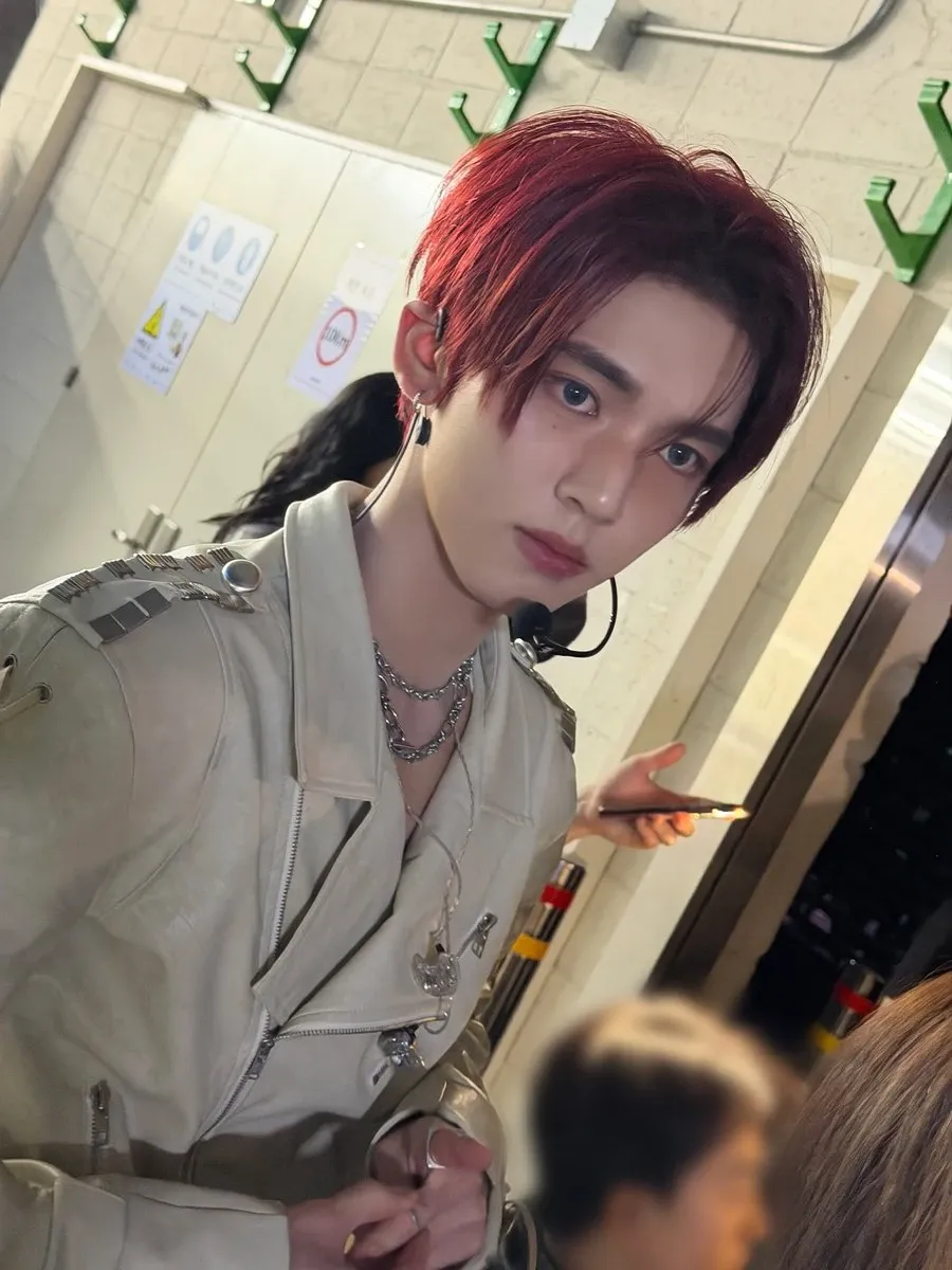 Foto terbaru Han Yujin (AND2BLE)