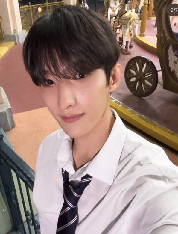 Behind-the-scenes cut of DK (SEVENTEEN)