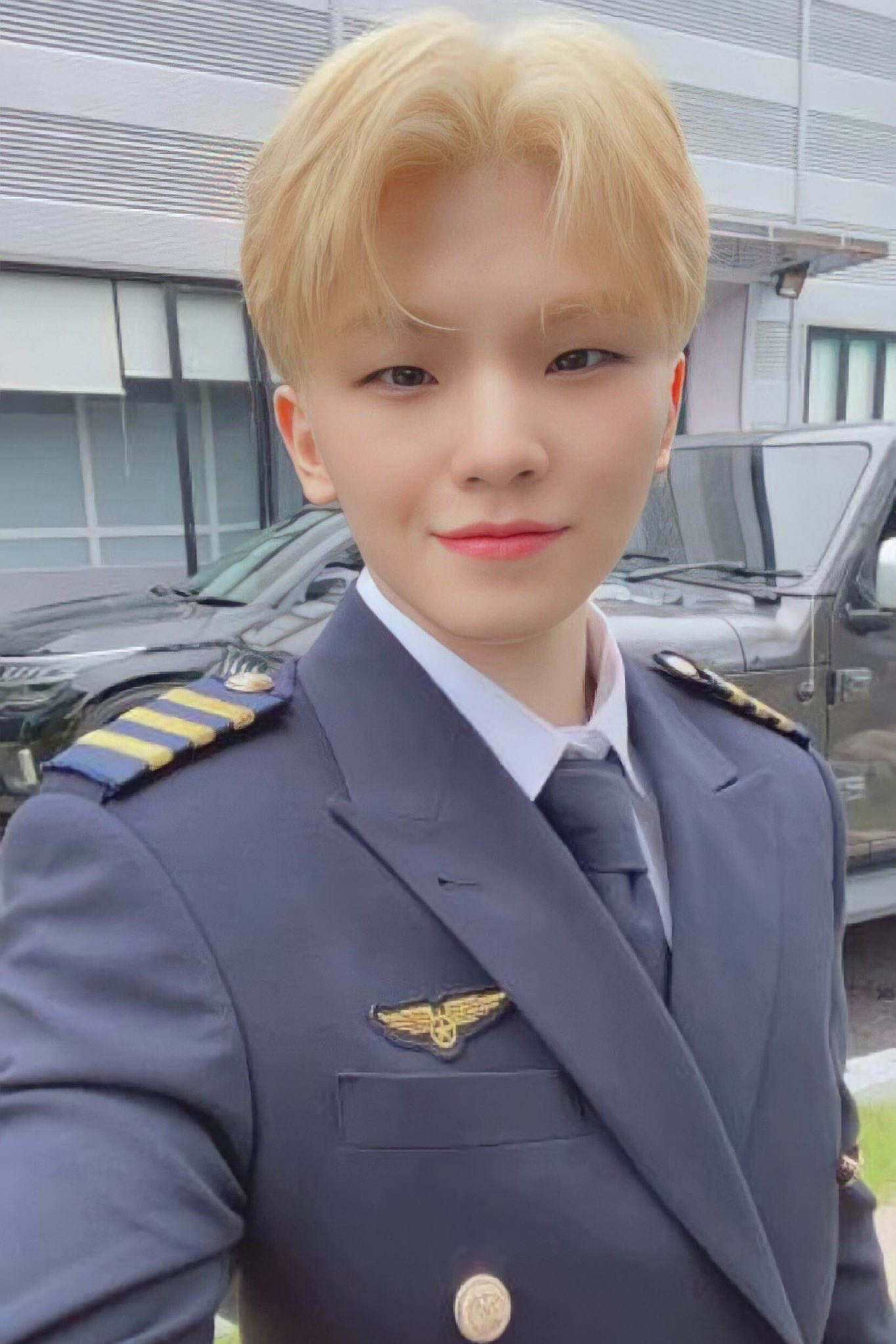 A moment captured by Woozi (SEVENTEEN)'s fan