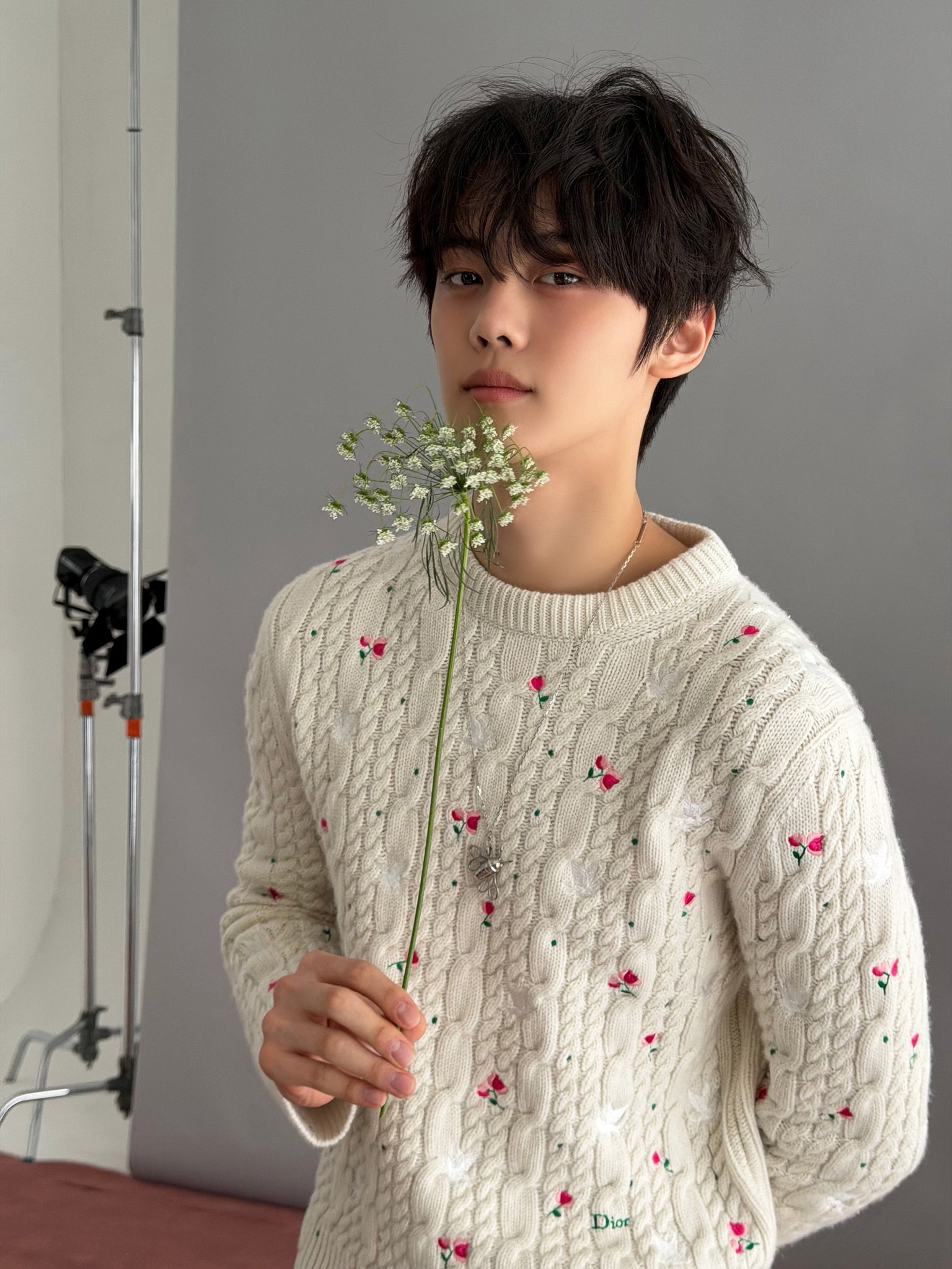 Behind-the-scenes cut of Kim Gyuvin (ZEROBASEONE)