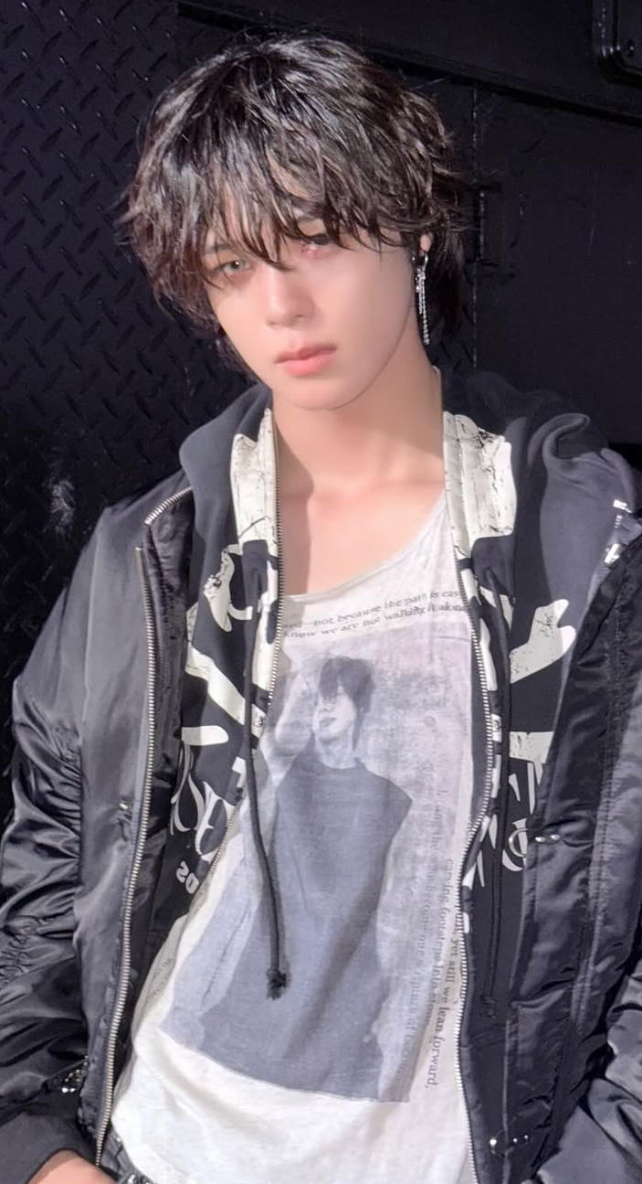 Fan-made special wallpaper for K (&TEAM)