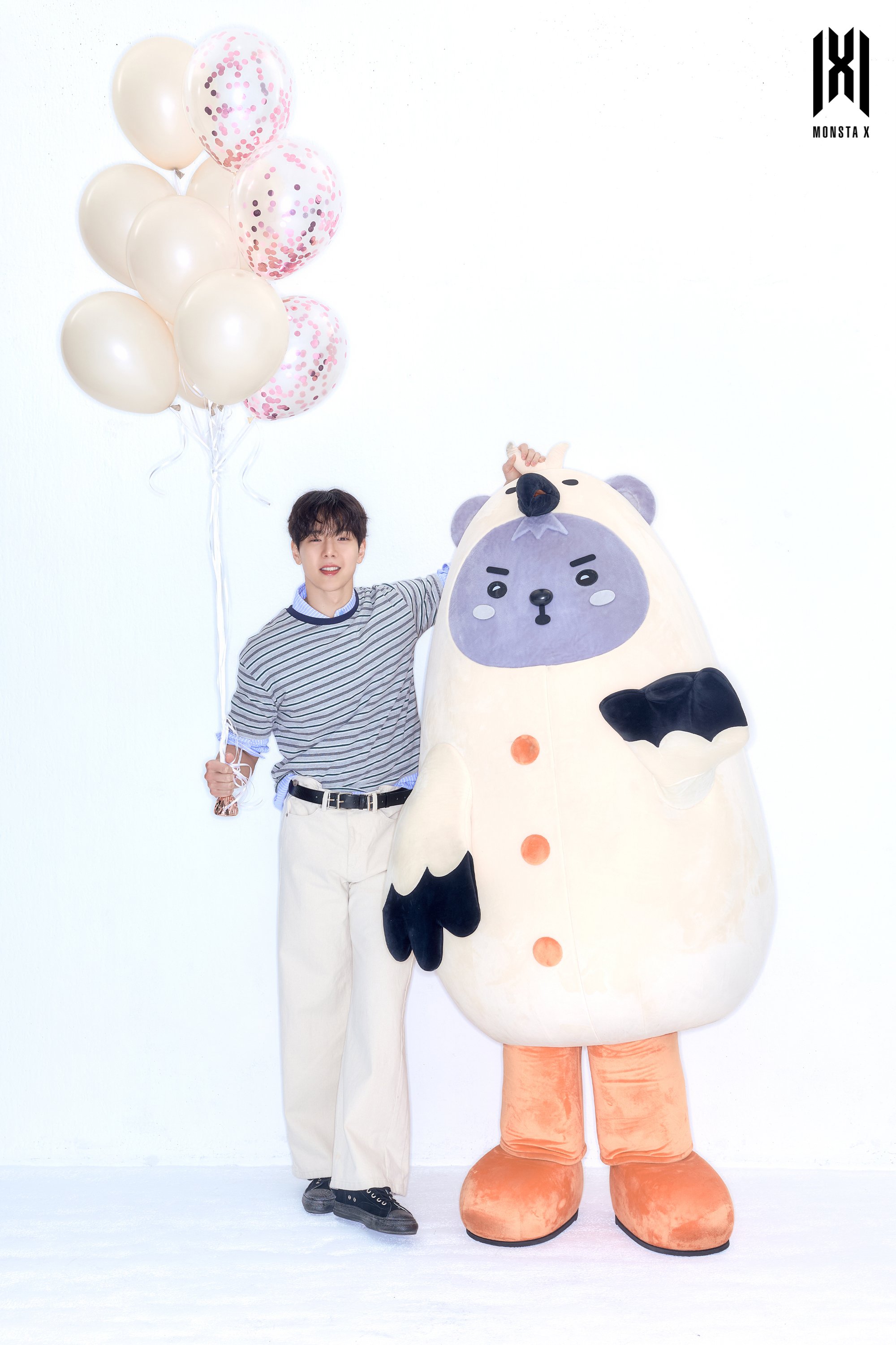 Shownu (MONSTA X)的最新照片