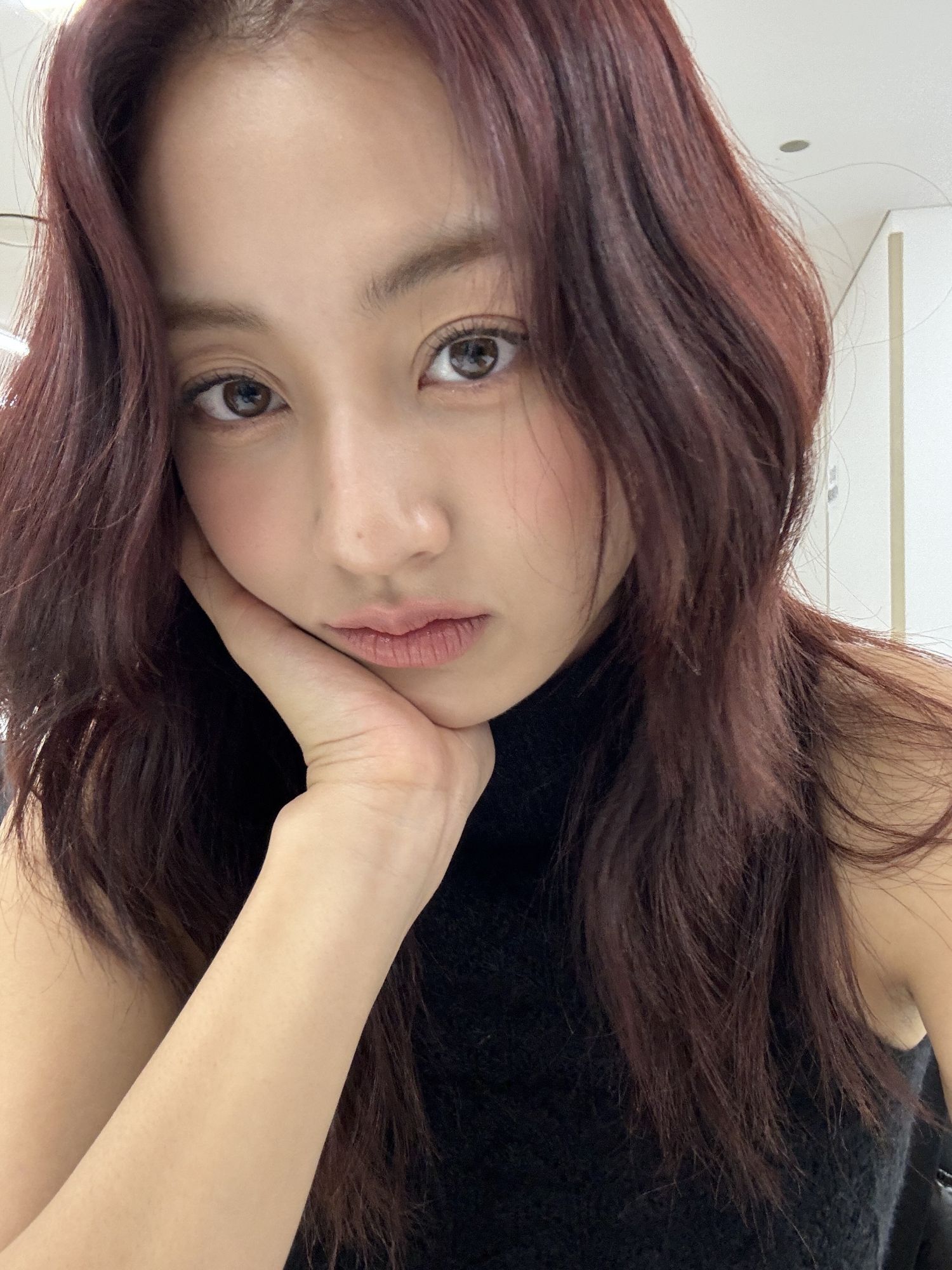 Latest photo of Jihyo (TWICE)