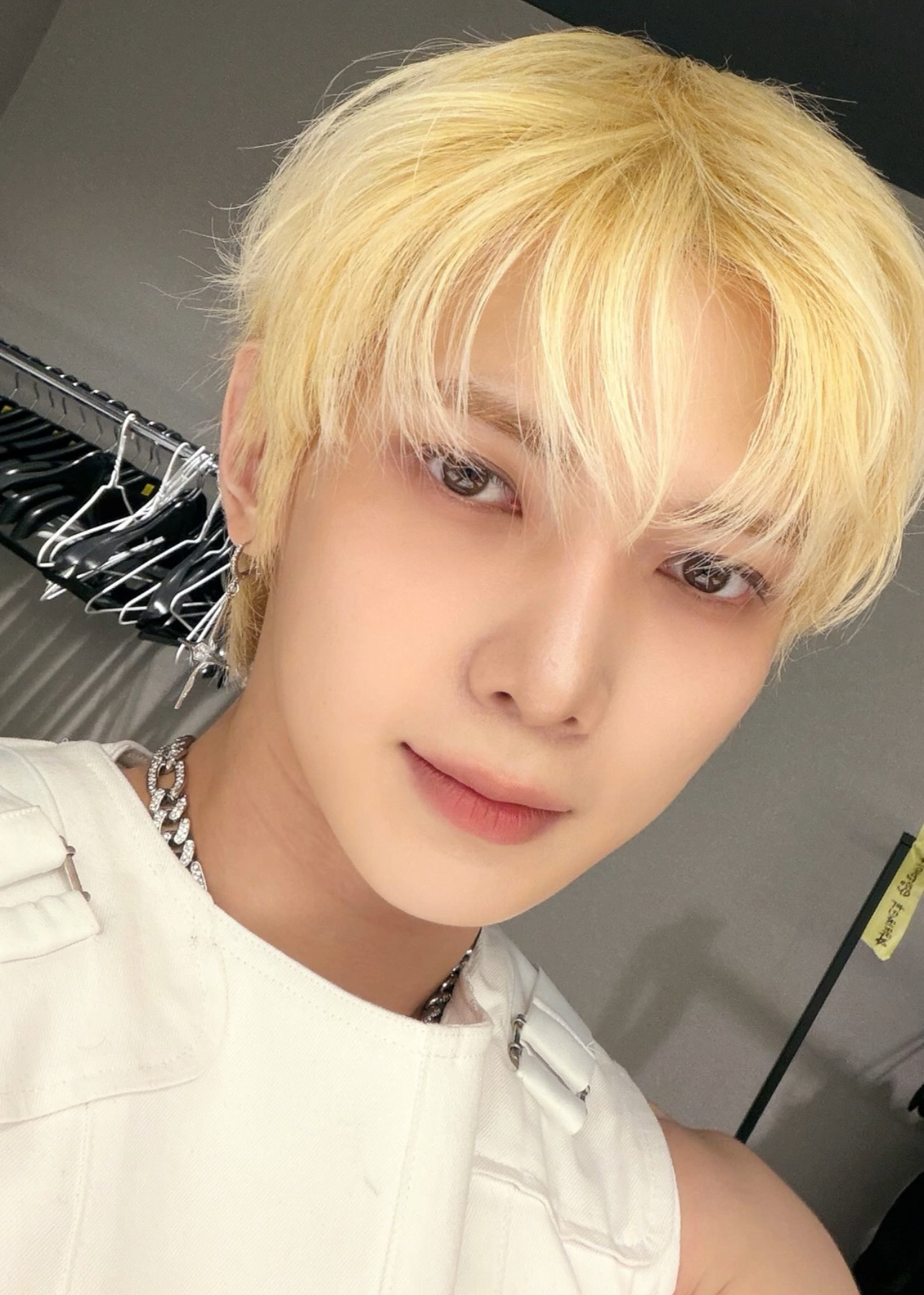 Recent activity shot of Yeosang (ATEEZ)