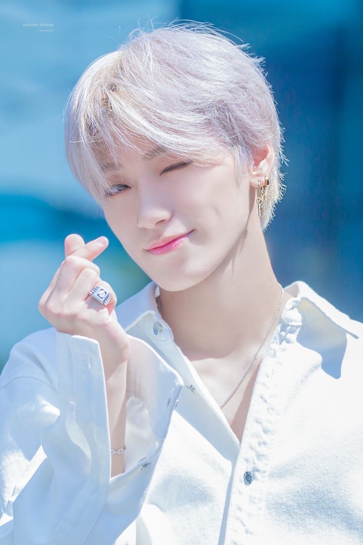 Behind-the-scenes cut of San (ATEEZ)