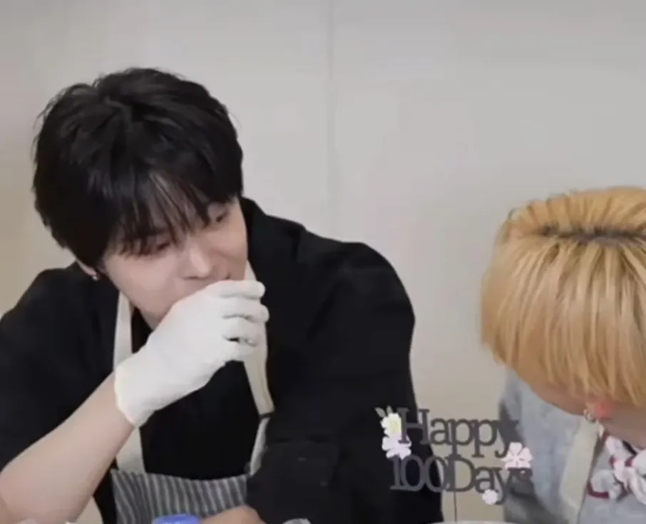 Behind-the-scenes cut of Lee Leo (ALPHA DRIVE ONE)