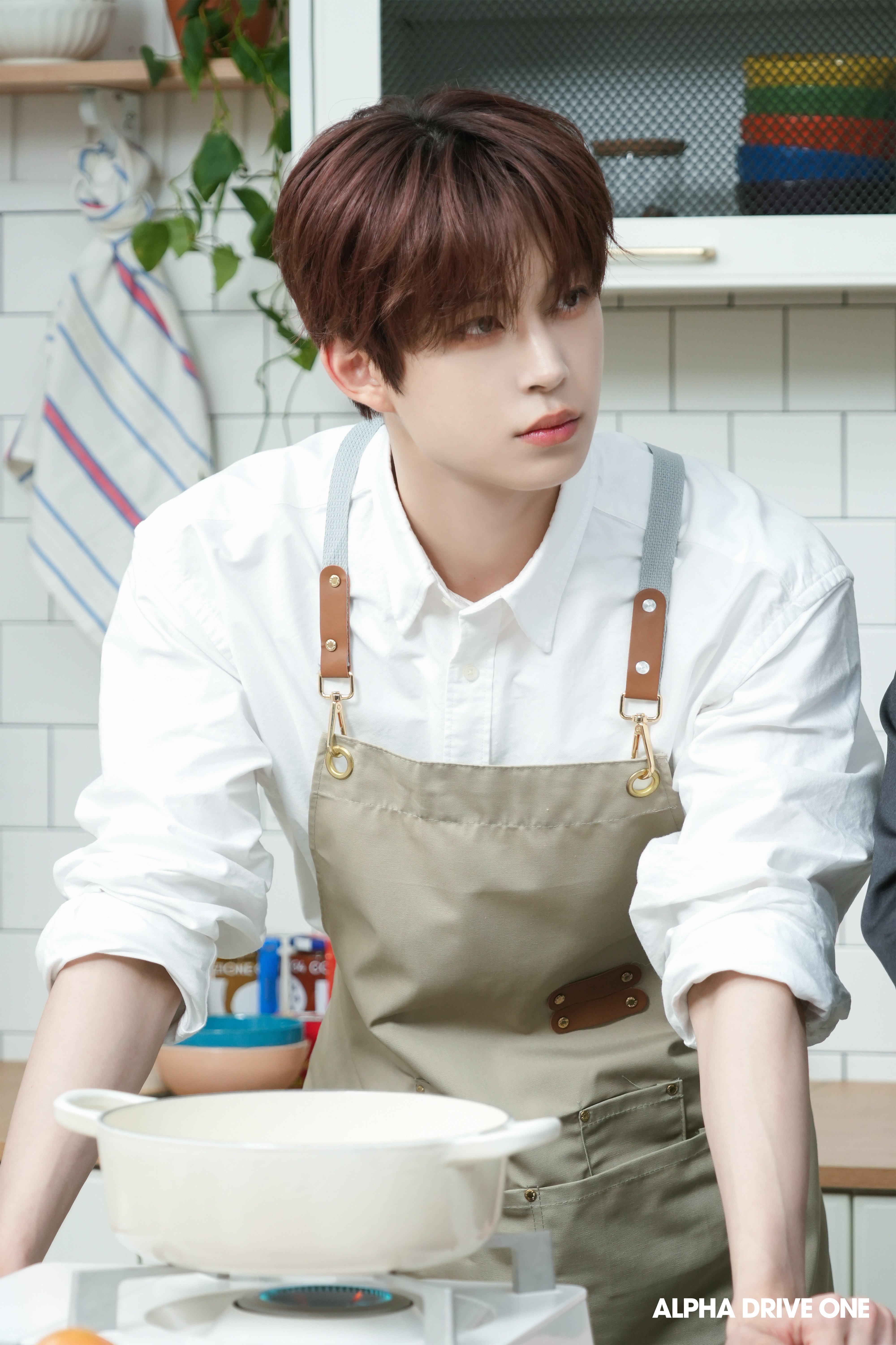 Behind-the-scenes cut of Kim Geonwoo (ALPHA DRIVE ONE)