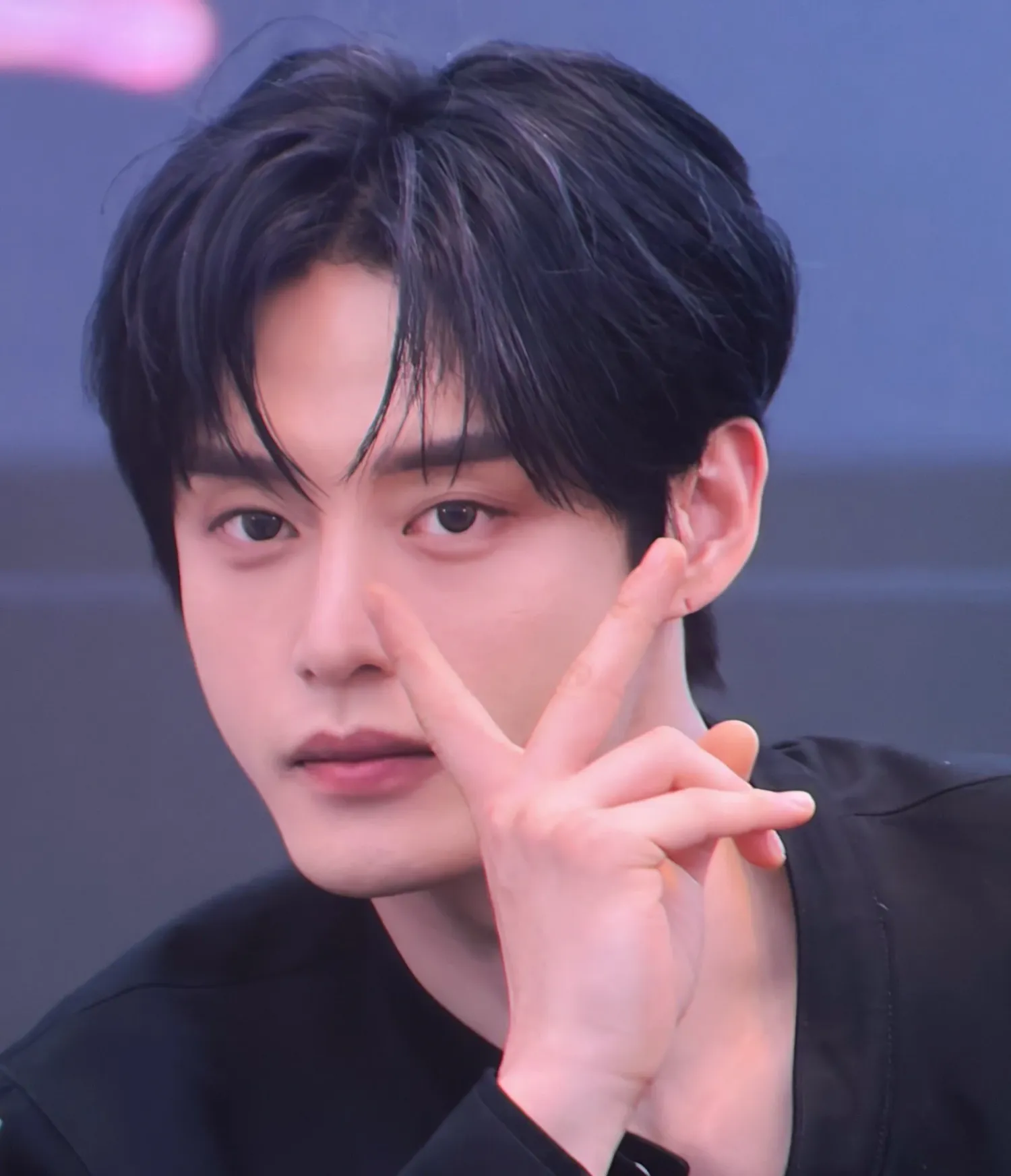 Recent activity shot of Kim Jiwoong (ZEROBASEONE)