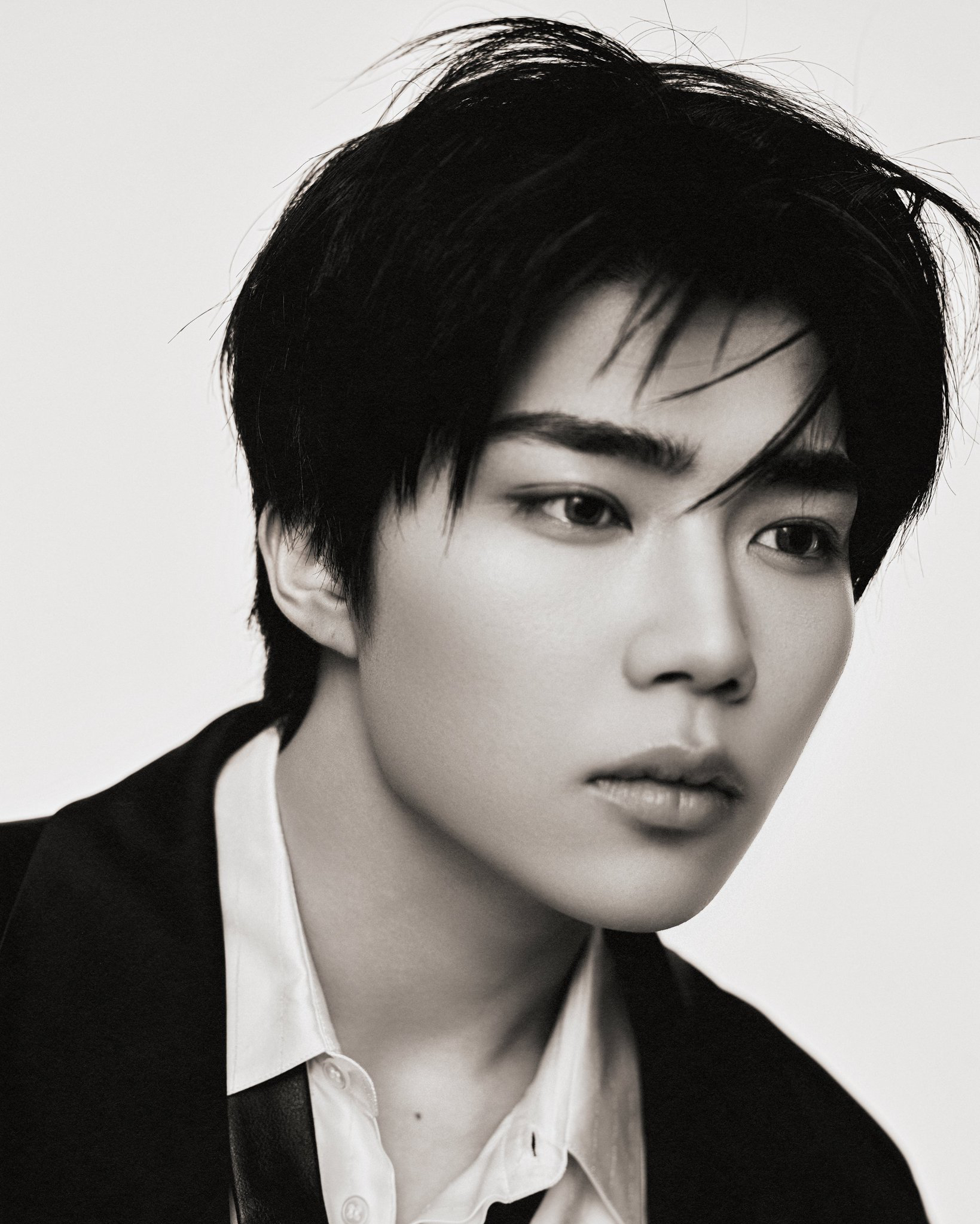 Behind-the-scenes cut of Park Gunwook (ZEROBASEONE)