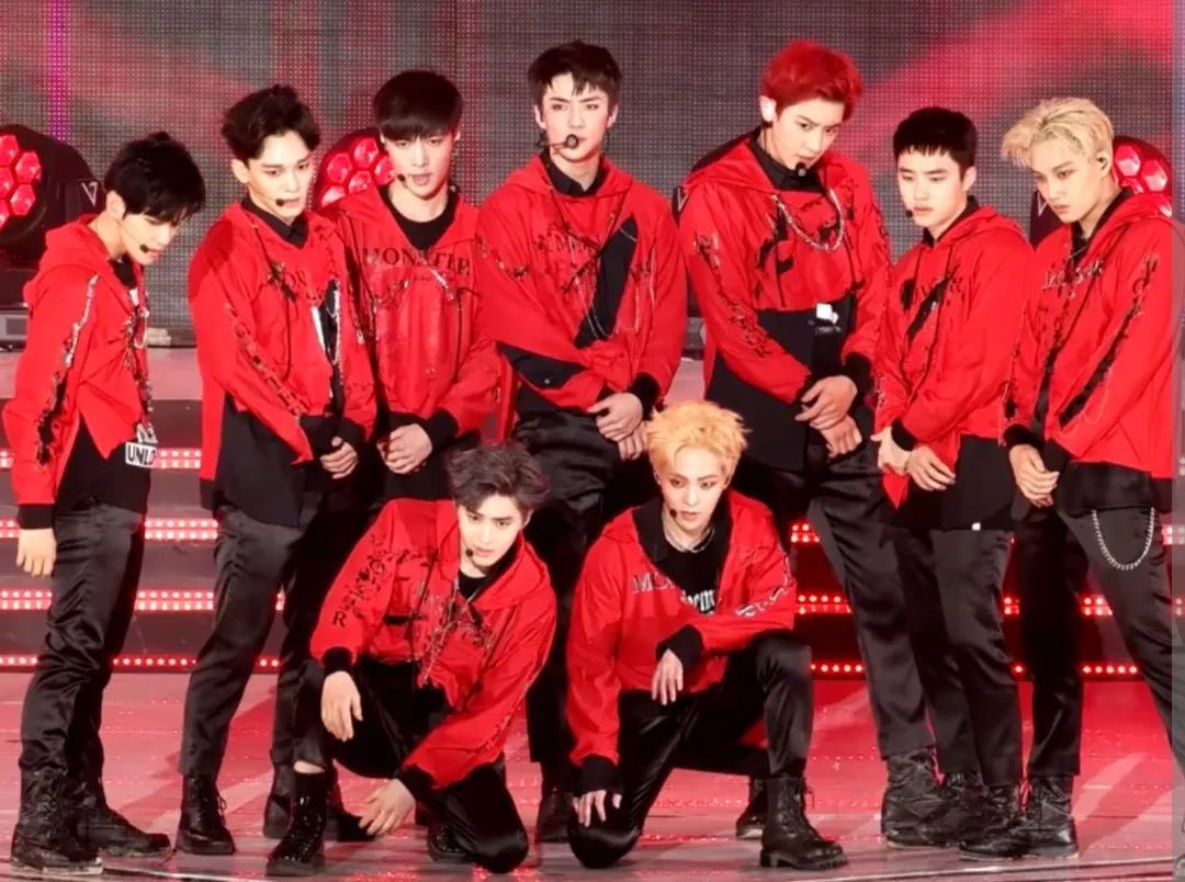 EXO의 비하인드 컷