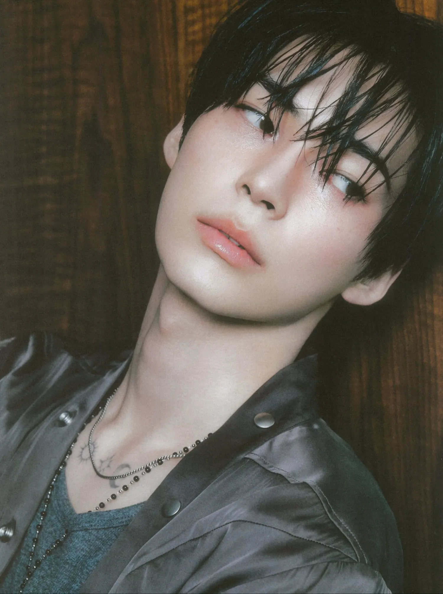 Foto aktivitas terbaru Sung Hanbin (ZEROBASEONE)