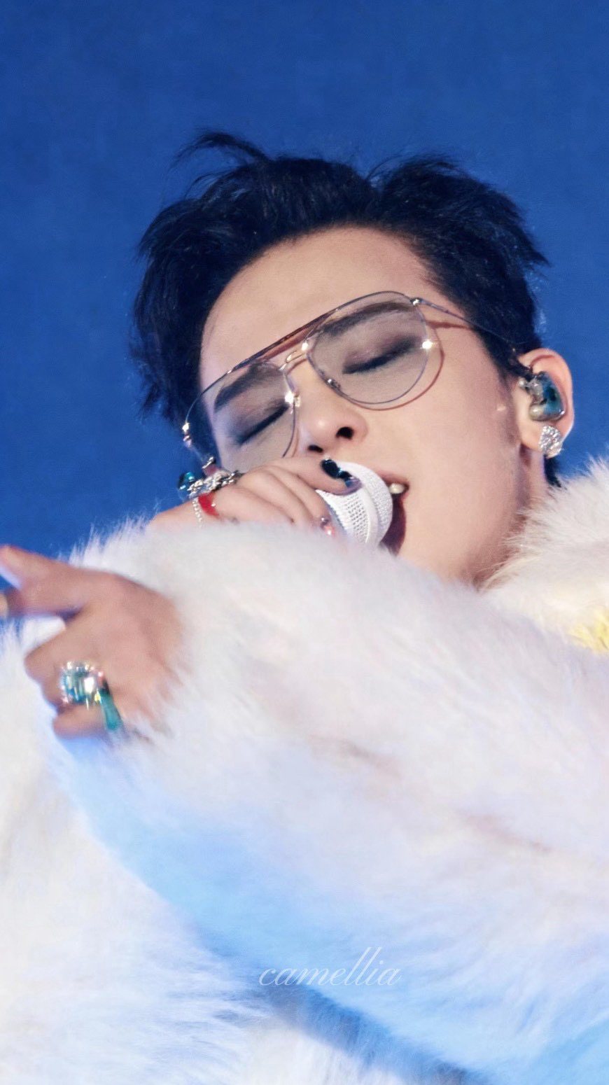 A heartfelt wallpaper shared by G-DRAGON (BIGBANG)'s fans