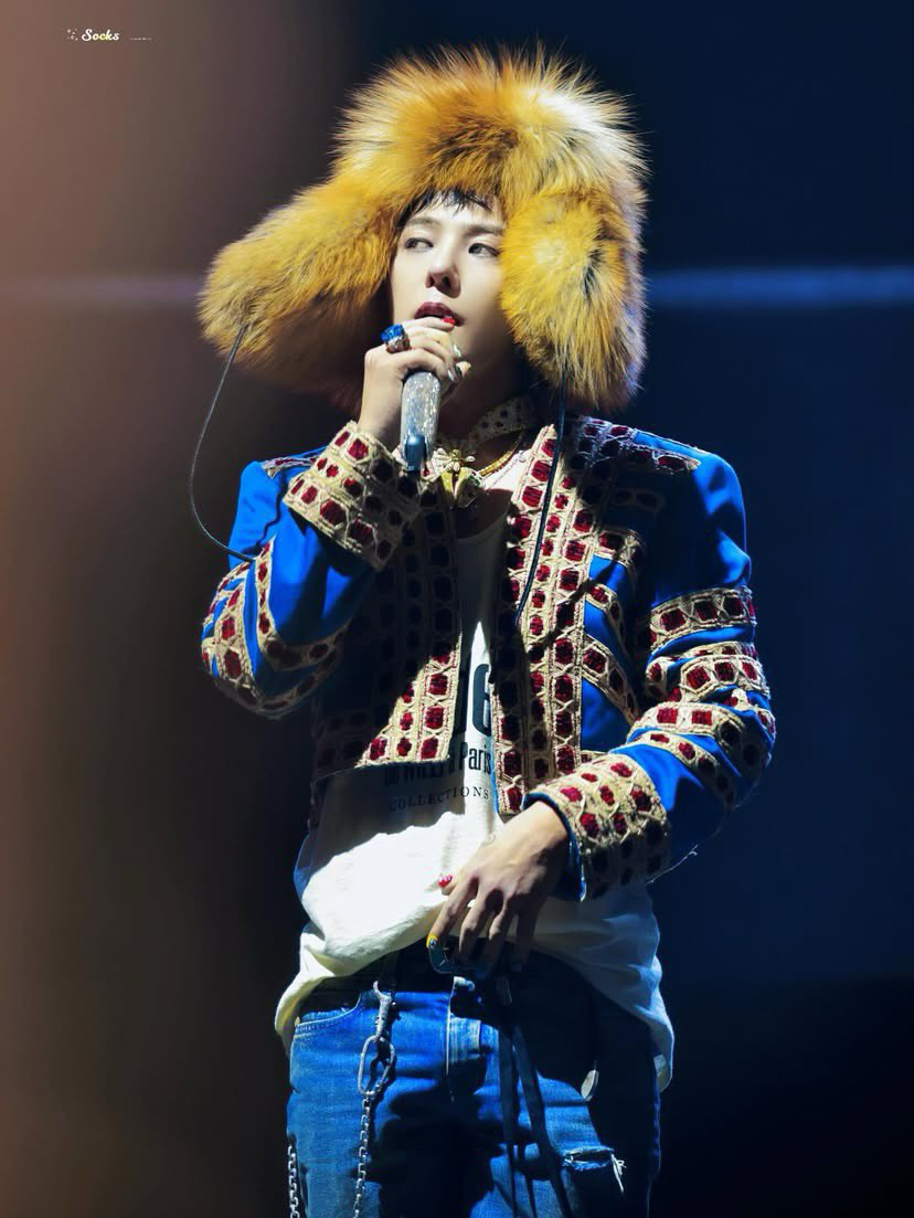 A moment captured by G-DRAGON (BIGBANG)'s fan