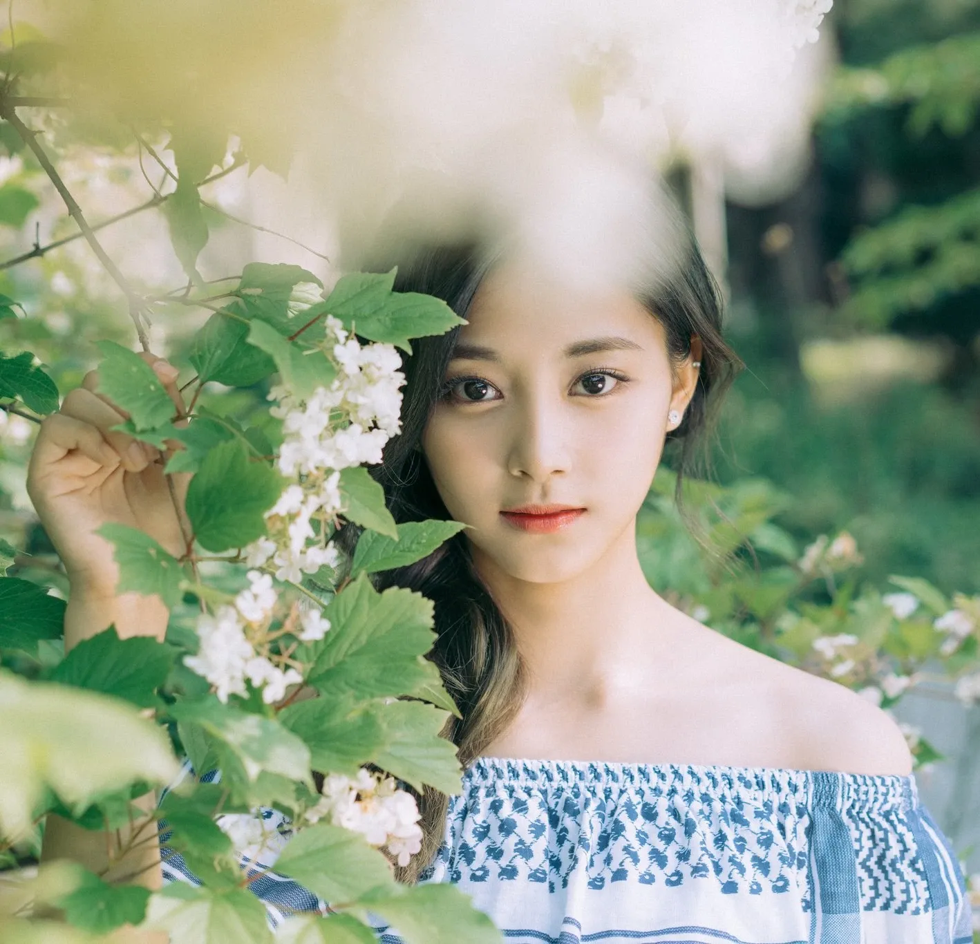 Potret di balik layar Tzuyu (TWICE)