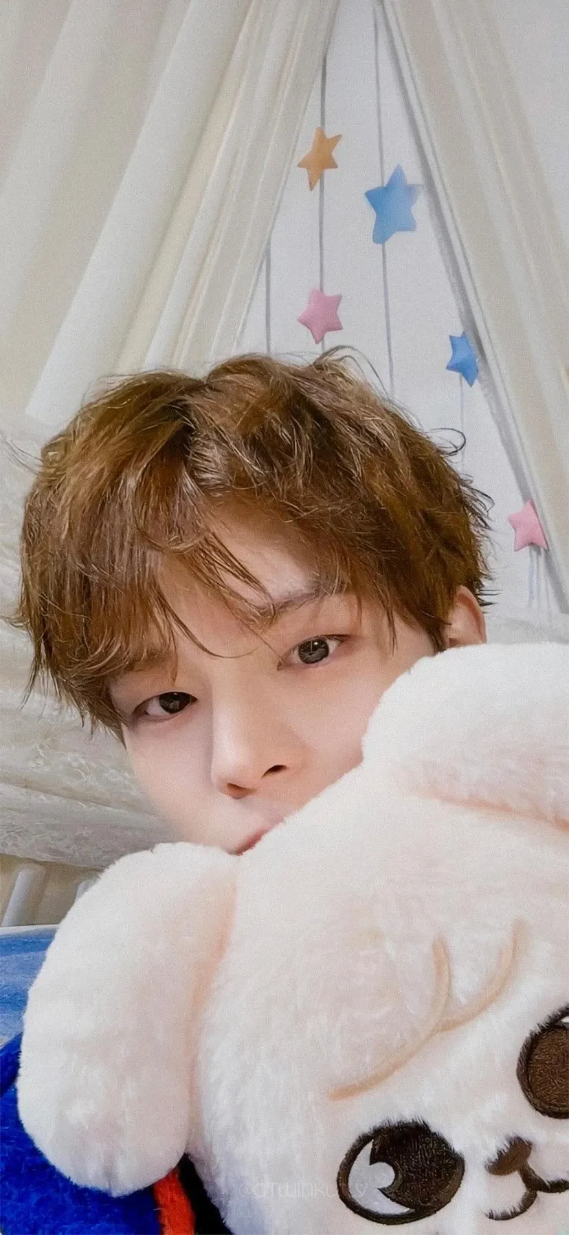 Today's most popular wallpaper in the スンミン (Stray Kids) community