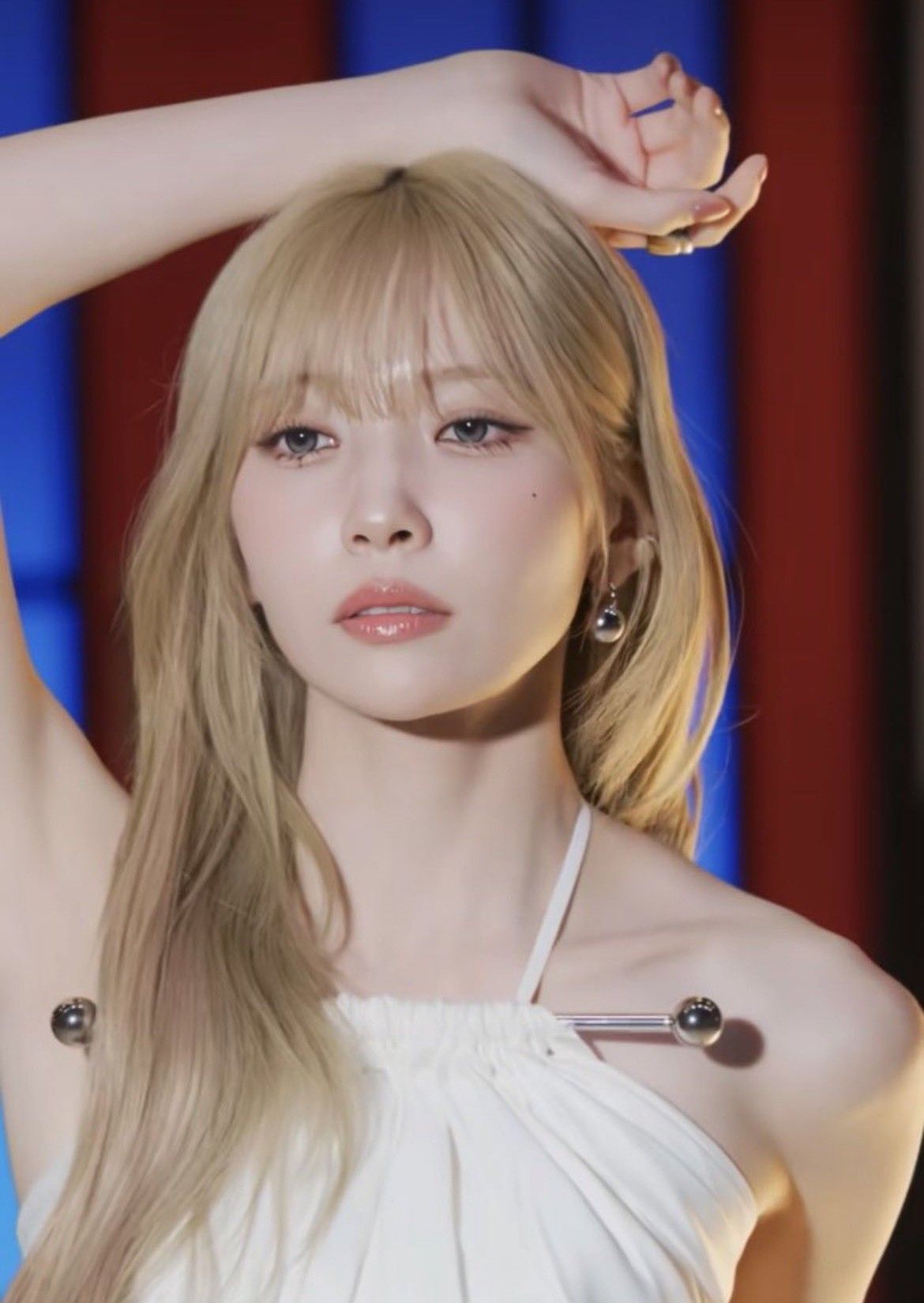 Mayuka (NiziU)的幕后花絮