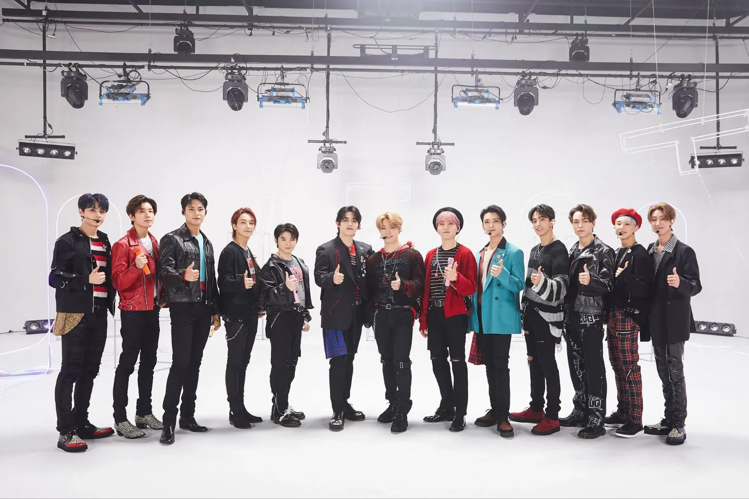 세븐틴 최근 활동샷