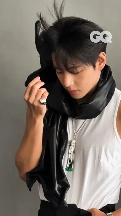 Recent activity shot of V (BTS)