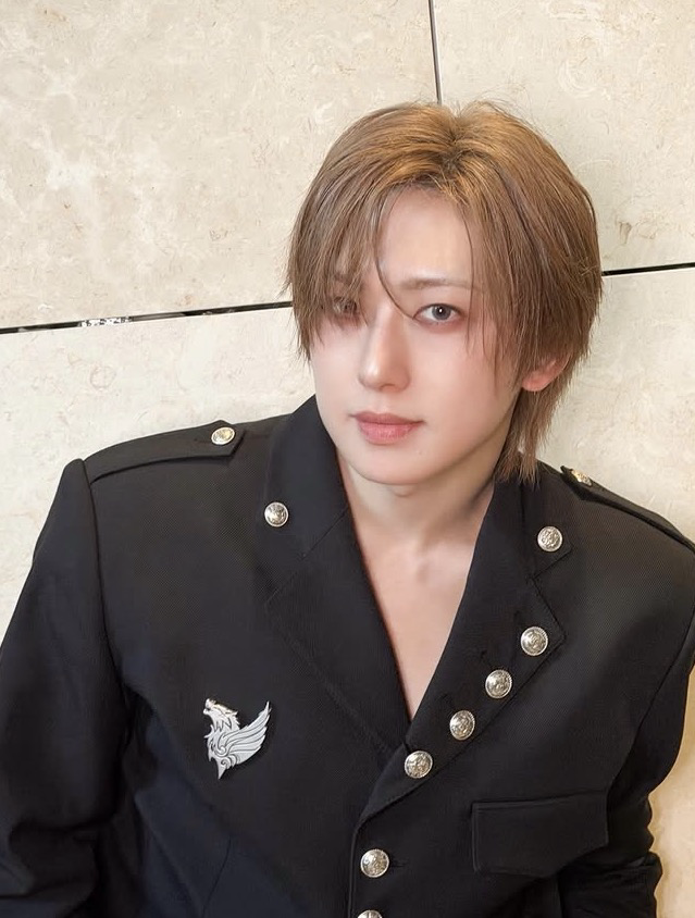 Recent activity shot of Fuma (&TEAM)