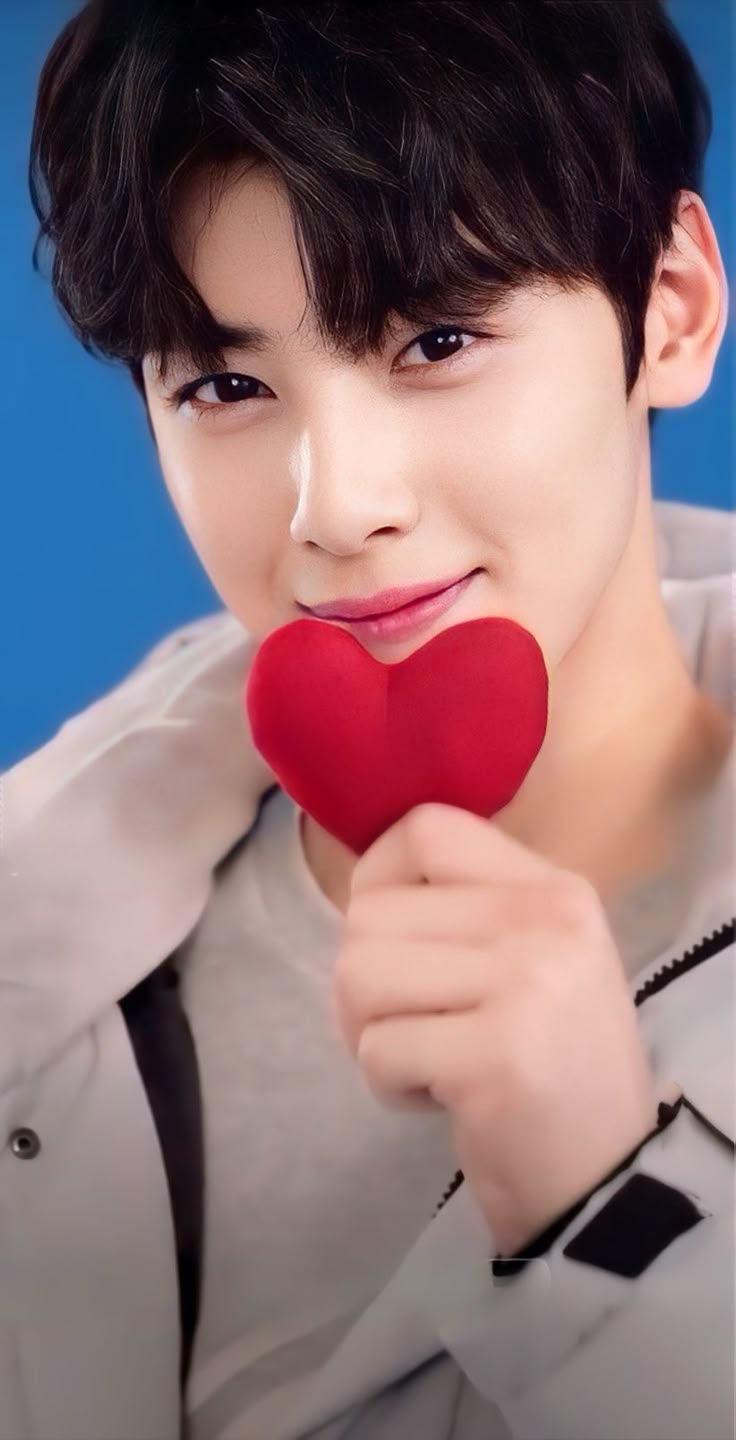 Recent activity shot of Eunwoo (ASTRO)