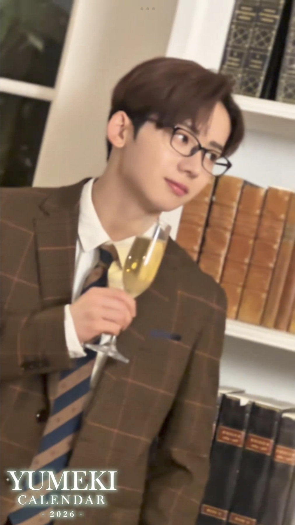 A moment captured by Yumeki's fan