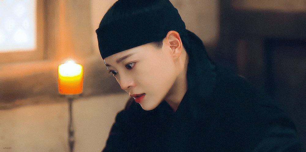 Behind-the-scenes cut of Sejeong (I.O.I)