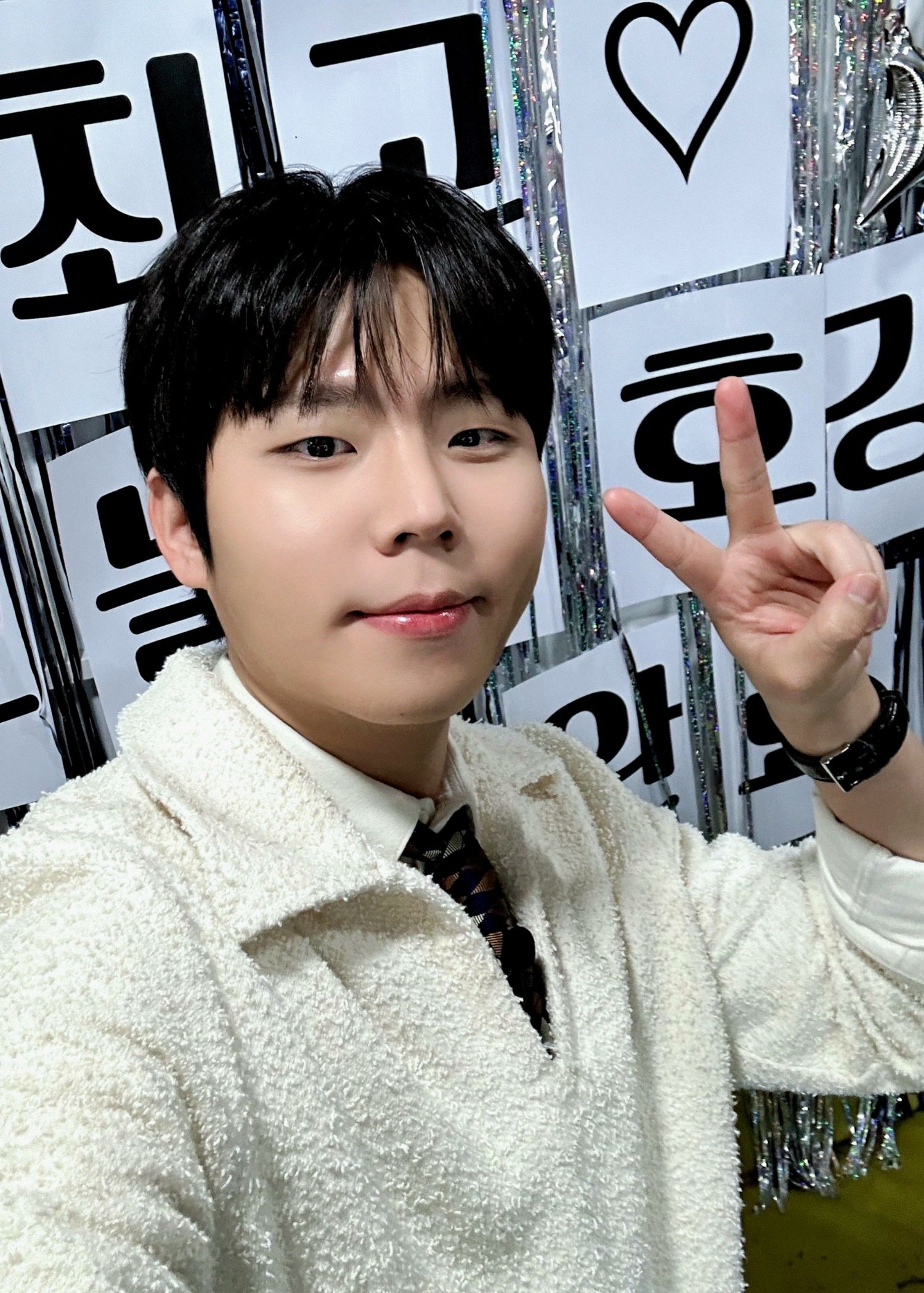 A moment captured by Jung Seunghwan's fan