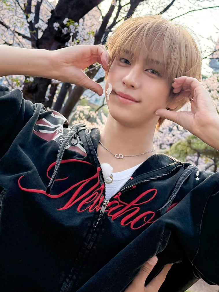 Recent activity shot of Taki (&TEAM)