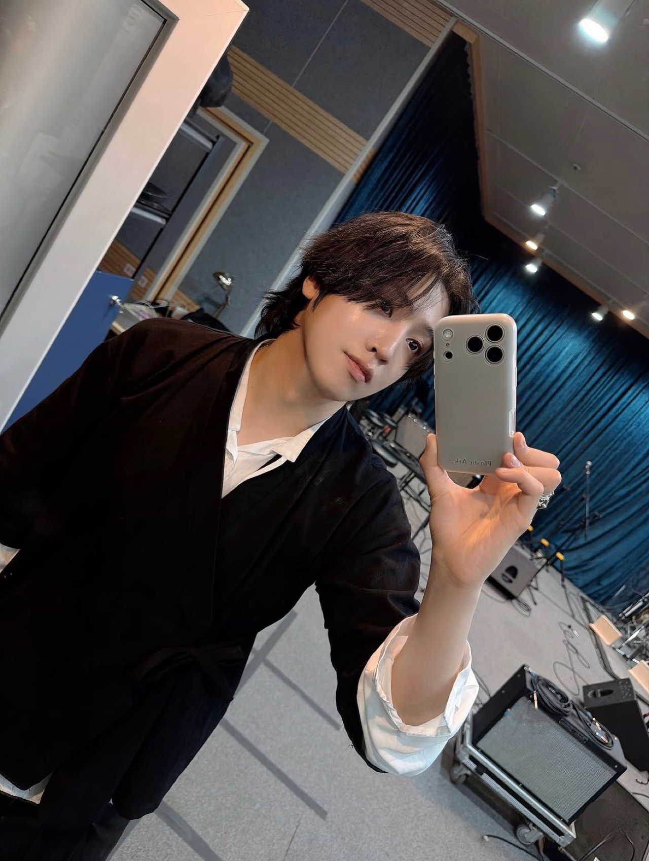 Recent activity shot of Wooseok (PENTAGON)