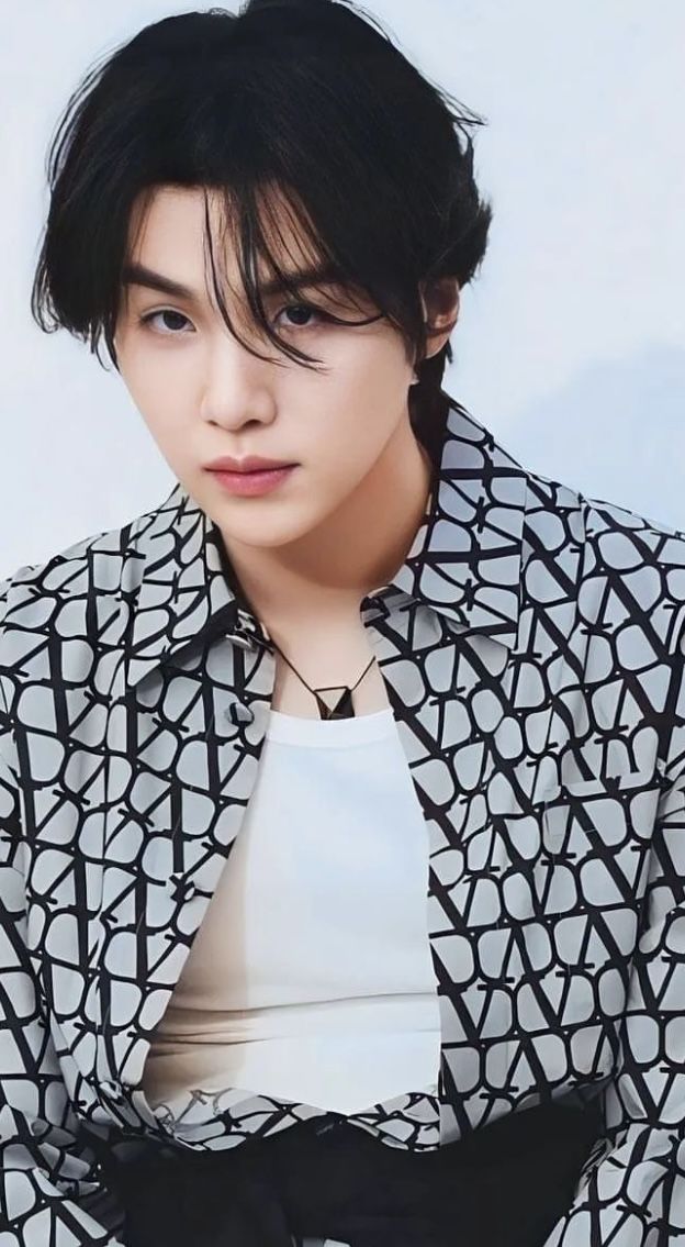 SUGA (BTS)の最新写真