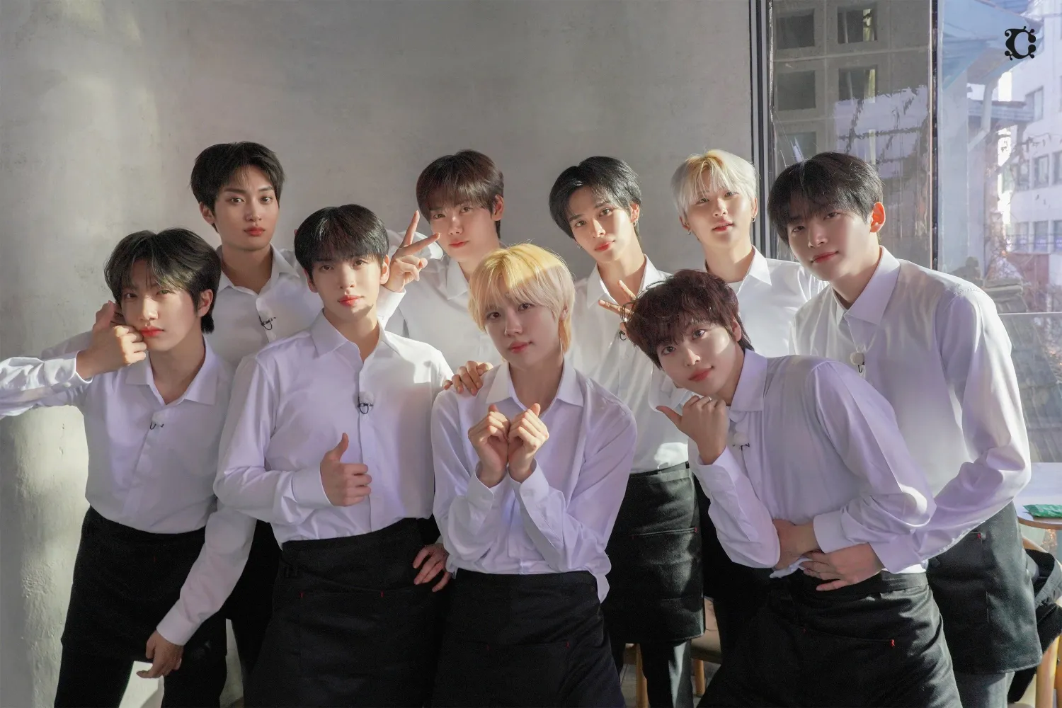 Behind-the-scenes cut of CRAVITY