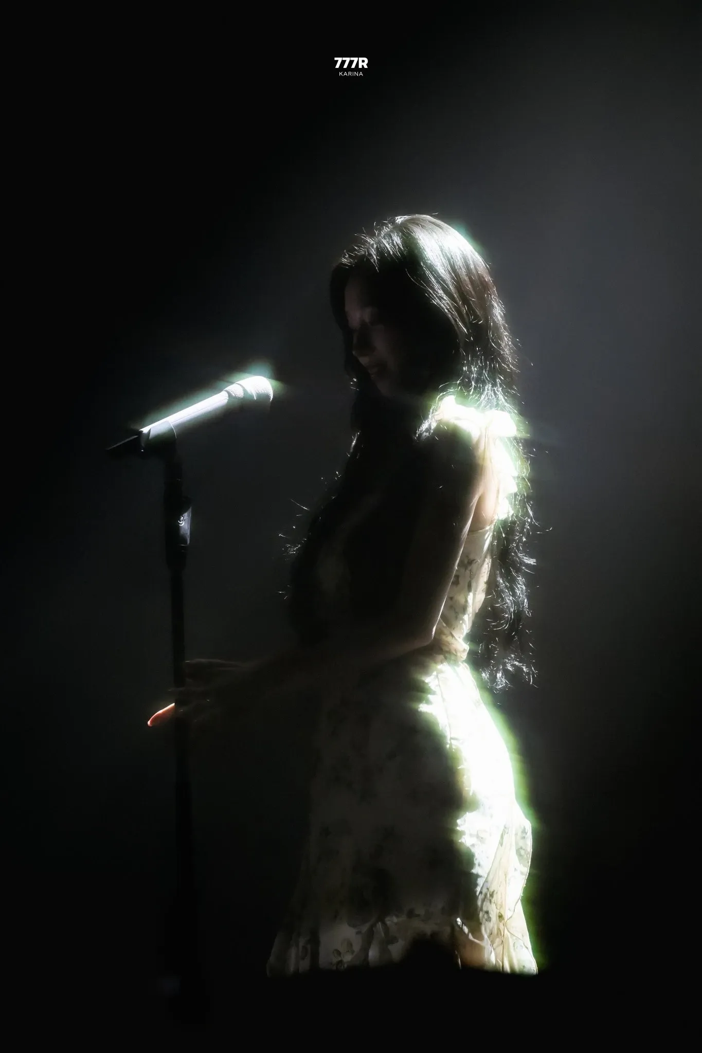 Karina (aespa)的幕后花絮