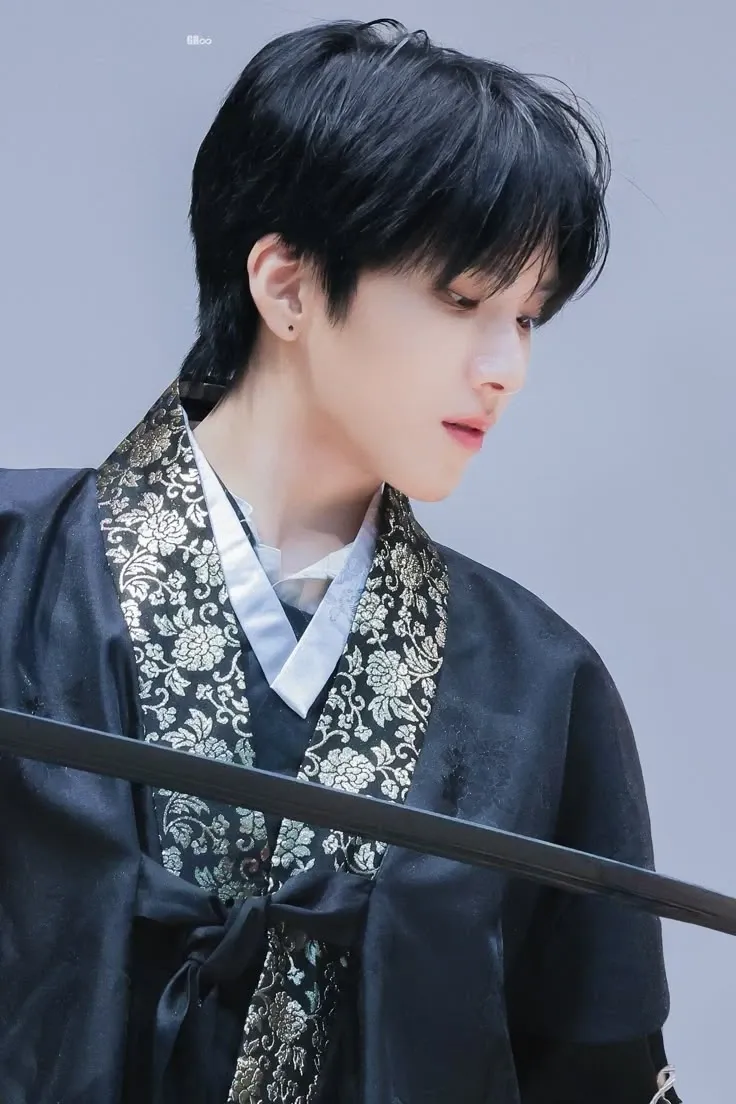 A moment captured by BOYNEXTDOOR's fan