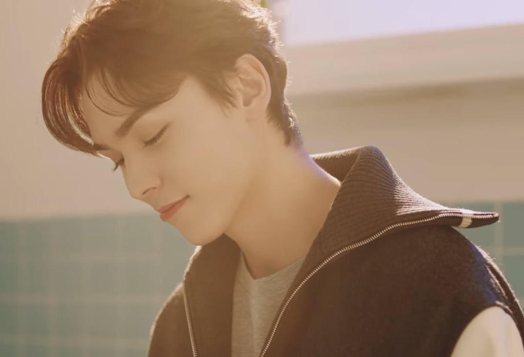 Behind-the-scenes cut of Vernon (SEVENTEEN)